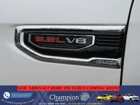 Used 2024 GMC Sierra 1500 Denali AWD/4WD image 11