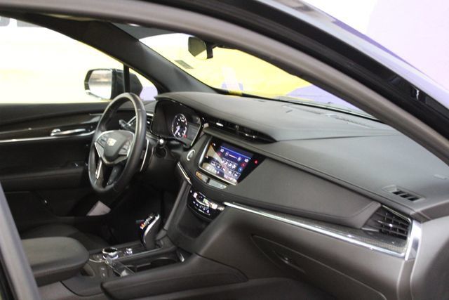 Used 2022 Cadillac XT5 Sportv AWD/4WD image 12