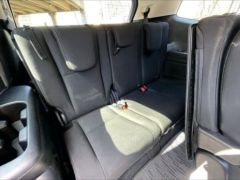 Certified 2023 Subaru Ascent Premium w/ Convenience Package image 17