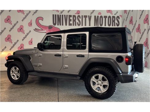 Used 2018 Jeep Wrangler Unlimited Sport S AWD/4WD image 13