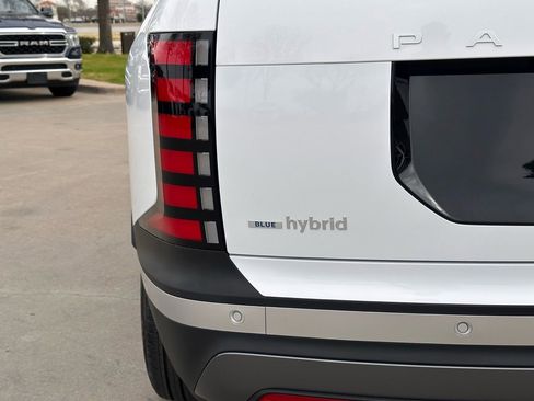 Certified 2026 Hyundai Palisade SEL Premium image 12