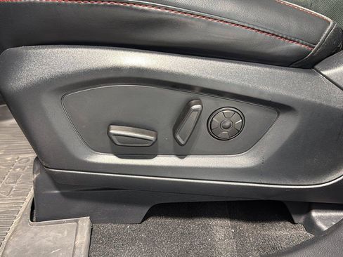Used 2025 Ford Explorer ST AWD/4WD image 19
