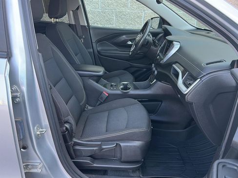 Used 2022 GMC Terrain SLE w/ Driver Convenience Package FWD image 22