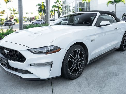 Used 2022 Ford Mustang GT Premium w/ Equipment Group 401A image 5
