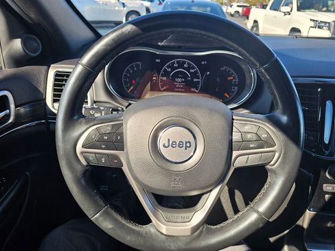 Used 2020 Jeep Grand Cherokee Limited image 21