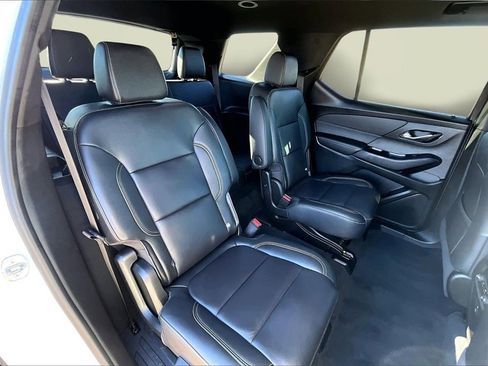 Used 2023 Chevrolet Traverse LT image 27