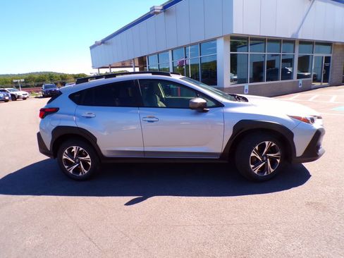 Certified 2024 Subaru Crosstrek 2.0i Premium AWD/4WD image 6