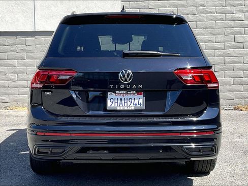 Certified 2023 Volkswagen Tiguan SE R-Line FWD image 3