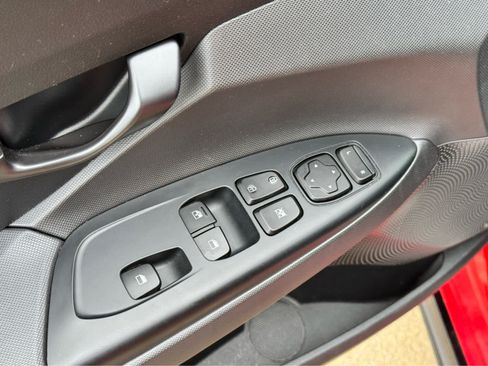 Used 2020 Hyundai Veloster N w/ Performance Package FWD image 7