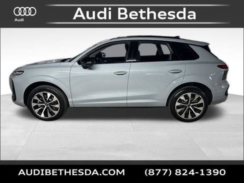 New 2026 Audi Q3 quattro 2.0T AWD/4WD image 4