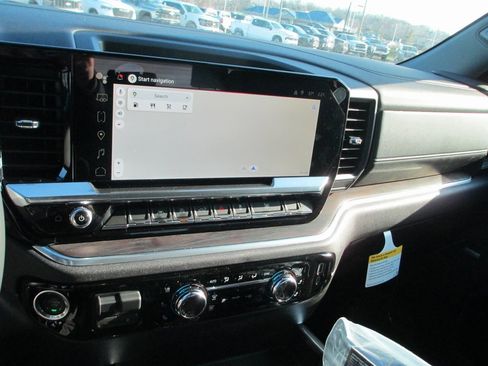 New 2026 GMC Sierra 1500 SLT w/ SLT Convenience Package image 17