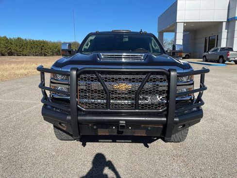 Used 2019 Chevrolet Silverado 2500 High Country w/ Duramax Plus Package image 8