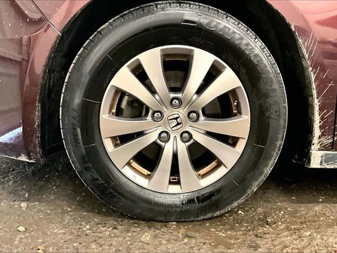 Used 2014 Honda Odyssey EX image 9