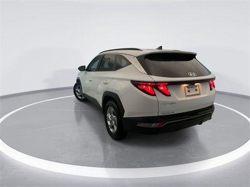 Used 2024 Hyundai Tucson SEL image 2