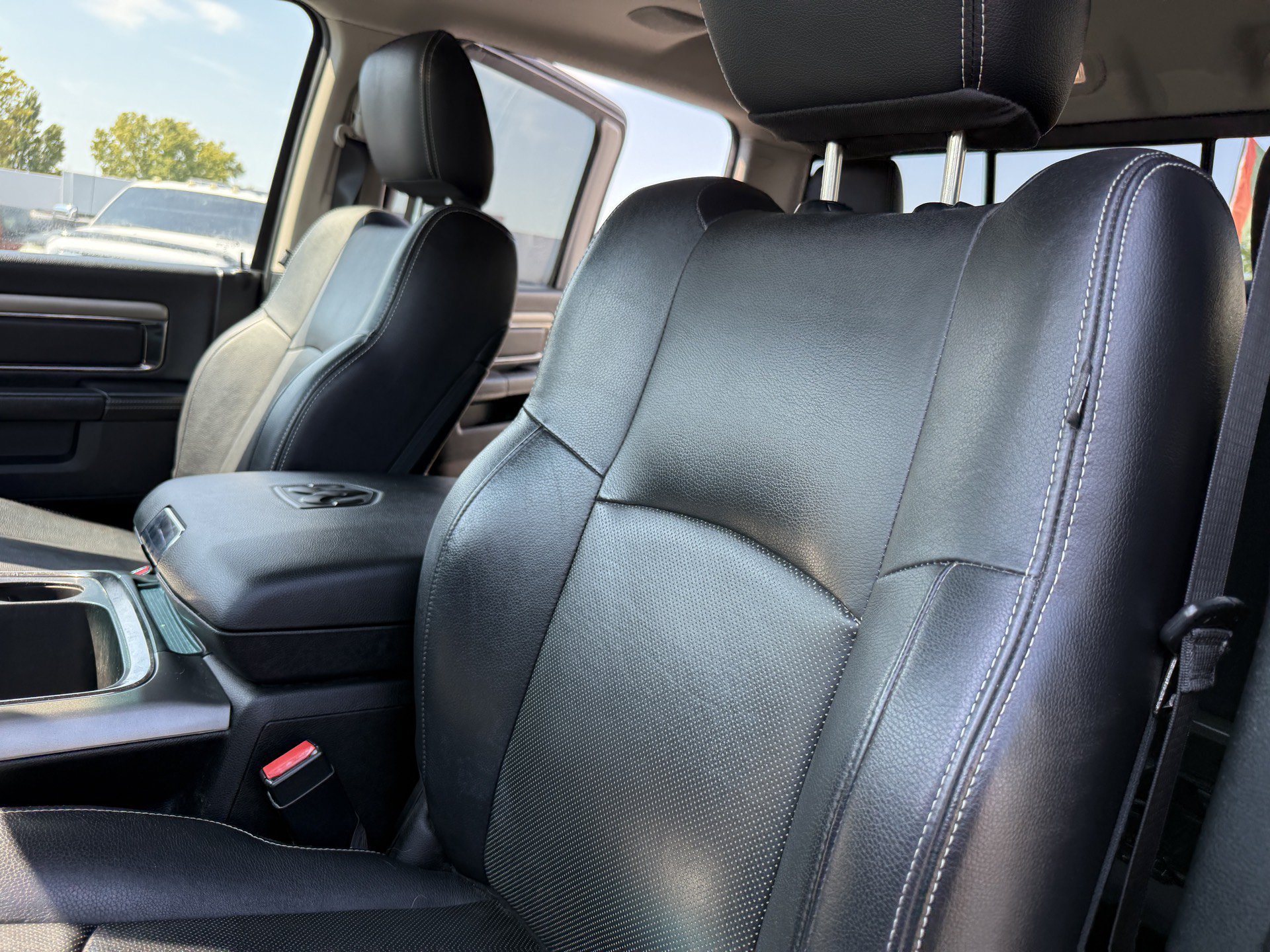 Used 2017 RAM 1500 Sport w/ Black Ram 1500 Sport Group AWD/4WD image 27