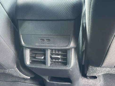Certified 2026 Chevrolet Equinox LT FWD image 23