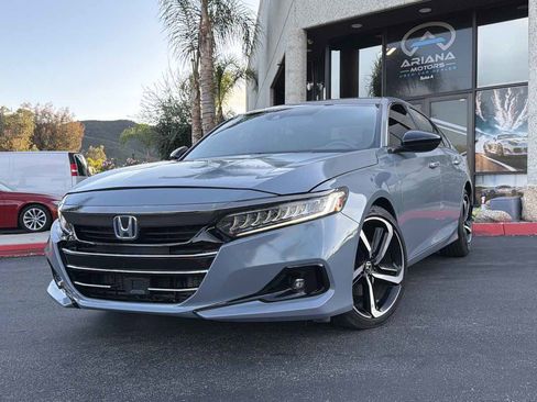 Used 2022 Honda Accord Sport image 2