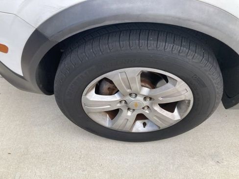 Used 2014 Chevrolet Captiva Sport LS image 5