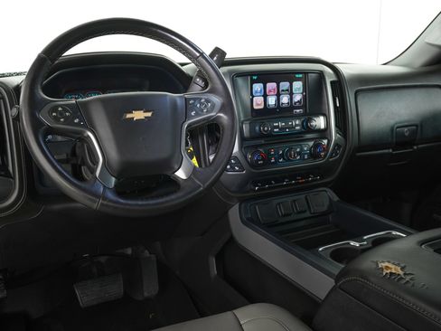 Used 2016 Chevrolet Silverado 1500 LTZ Z71 w/ LTZ Plus Package AWD/4WD image 13