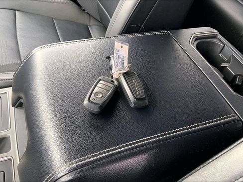 Used 2019 Ford F150 Raptor w/ Equipment Group 802A Luxury image 14