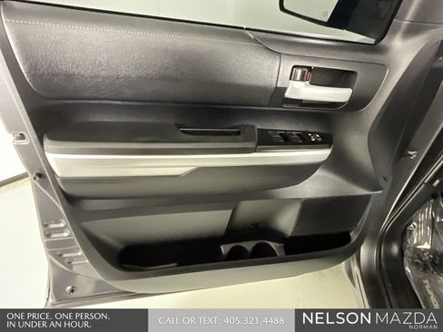 Used 2016 Toyota Tundra SR5 image 16