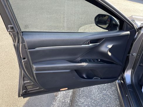 Certified 2019 Toyota Camry XSE FWD image 14