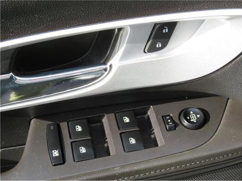 Used 2012 Chevrolet Equinox LS image 11