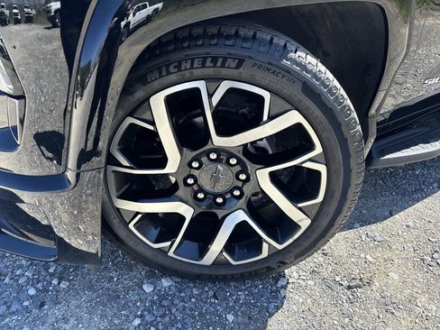 Used 2024 Chevrolet Silverado EV RST image 13