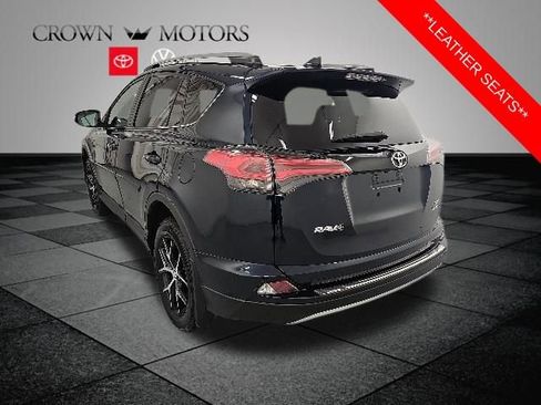 Used 2017 Toyota RAV4 SE AWD/4WD image 4