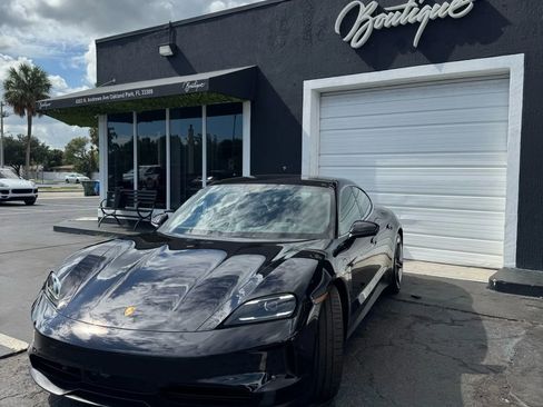 Used 2025 Porsche Taycan 4S image 1