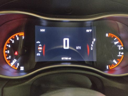 Used 2020 Dodge Durango SXT RWD image 23