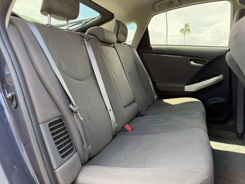 Used 2014 Toyota Prius One FWD image 12