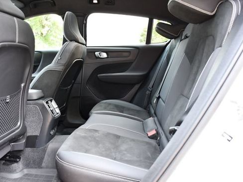 Used 2023 Volvo C40 P8 Recharge Ultimate w/ Protection Package Premier AWD/4WD image 18