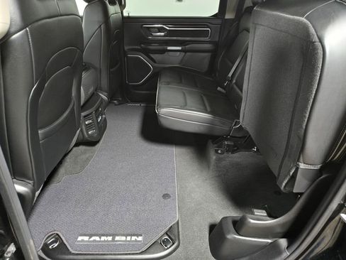 Used 2022 RAM 1500 Laramie AWD/4WD image 40