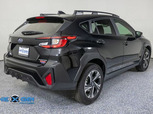 Used 2025 Subaru Crosstrek 2.5i Premium w/ Crosstrek Mirror Package AWD/4WD image 7