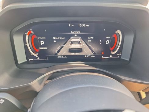 Used 2024 Nissan Rogue SL w/ SL Premium Package image 15