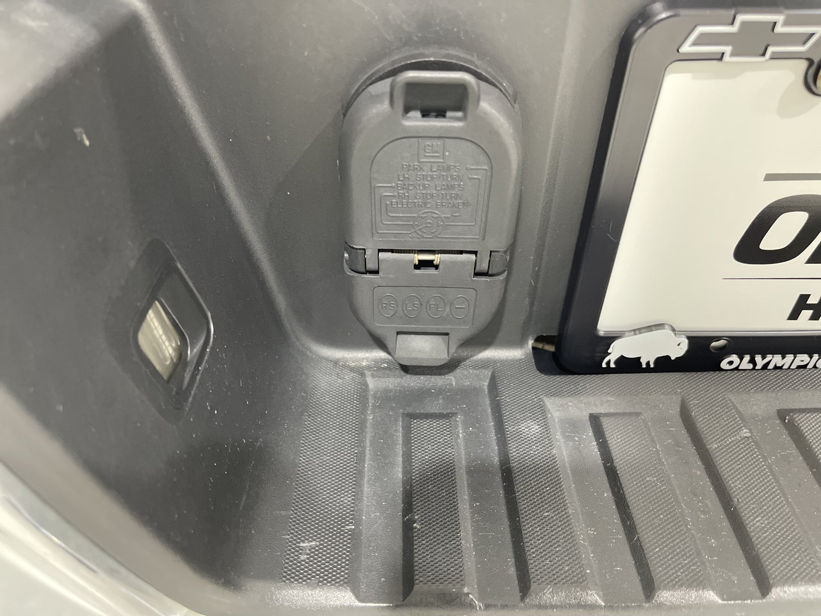 Used 2014 Chevrolet Silverado 1500 LTZ AWD/4WD image 14