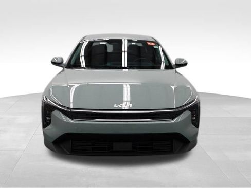 Used 2025 Kia K4 LXS image 3