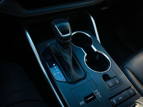 Used 2022 Toyota Highlander XSE image 26