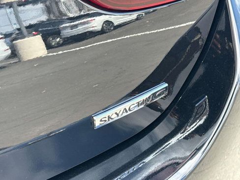 Certified 2025 MAZDA MAZDA3 s image 8