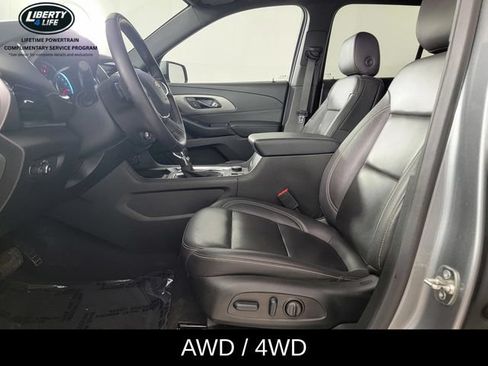 Used 2024 Chevrolet Traverse LT AWD/4WD image 13