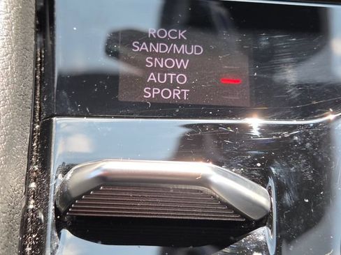 Used 2024 Jeep Grand Cherokee L Summit w/ Advanced Protech Group IV AWD/4WD image 38