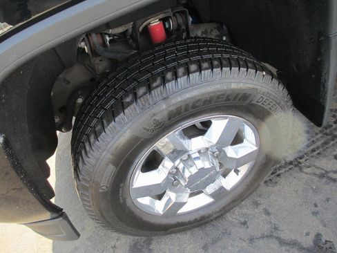 Used 2019 GMC Sierra 3500 Denali w/ Duramax Plus Package image 12