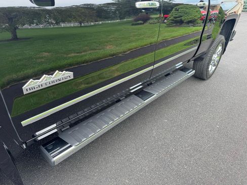 Used 2015 Chevrolet Silverado 2500 High Country w/ Duramax Plus Package AWD/4WD image 31