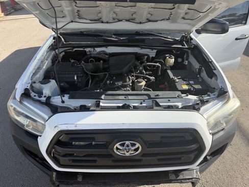 Used 2017 Toyota Tacoma SR RWD image 19