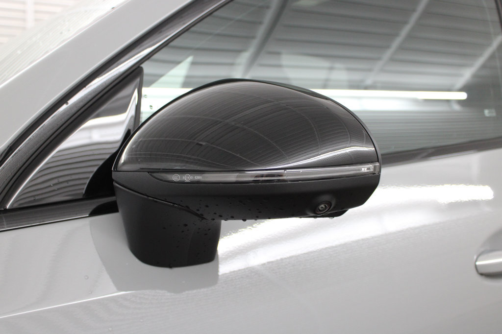Used 2026 Mercedes-Benz GLC 300 4MATIC image 7