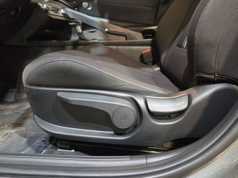 Used 2024 Hyundai Elantra SEL FWD image 14