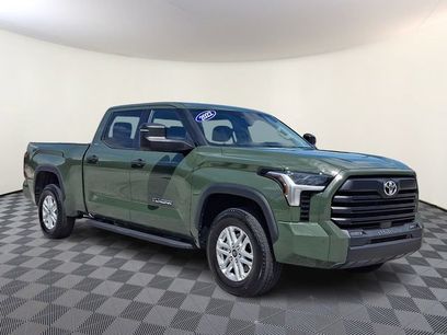 Used 2022 Toyota Tundra SR5 w/ SR5 Convenience Package