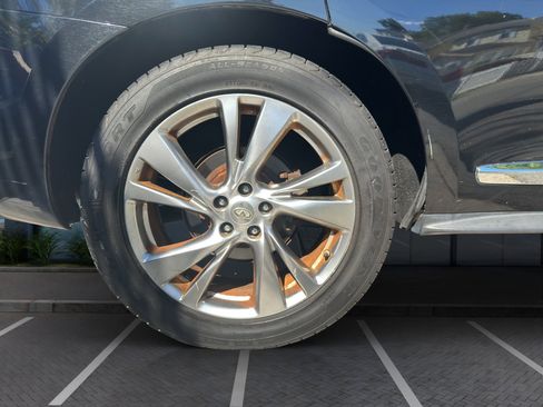 Used 2013 INFINITI JX35 AWD w/ Premium Pkg image 24