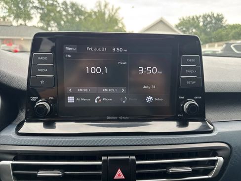 Used 2021 Kia Seltos S FWD image 12
